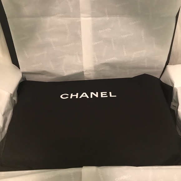 Chanel Black Boybag - Picture 3 of 4